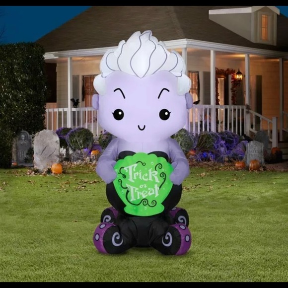 Disney Villains Ursula Halloween Inflatable 5ft NEW - Picture 2 of 4